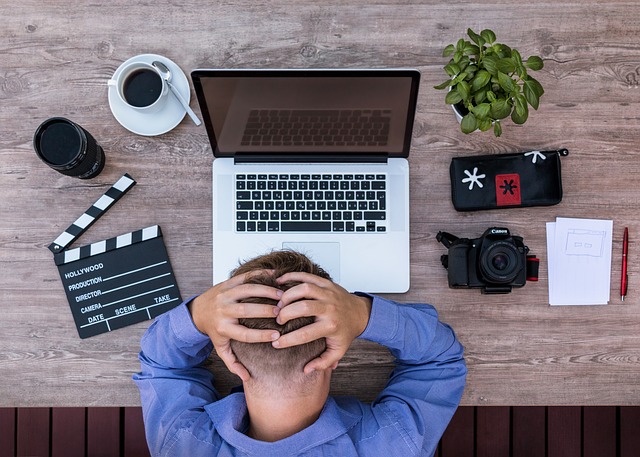 Blog, vlog, podcast